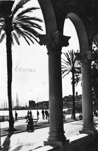 BR17154 Cannes la Croisette et le Mont Chevalier france