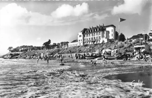 BR28914 St Brevin l Ocean le Casino et la Plage france