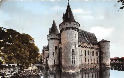 BR39159 Sully sur loire le chateau feodal france