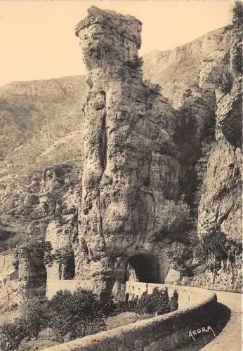 BR40735 Puognadoires le tunnel gorges du tarn Frankreich