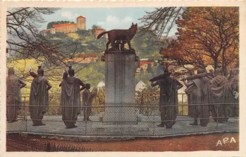 BR37980 Lourdes le calvaire la premiere station france