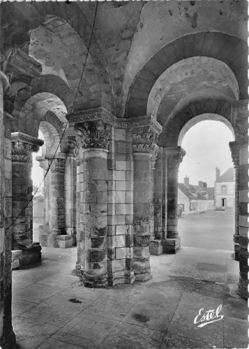 BR19008 Abbaye St Benoit de Fleury le Narthex france