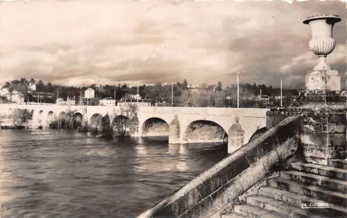 BR6188 Tours Le Pont de Pierres Frankreich