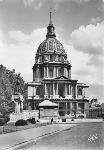 BR40901 Le Dome Paris Frankreich