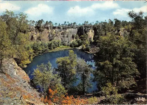 BR43245 Le puits de guenfol Rochefort en terre France