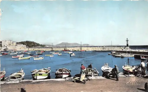 BR27514 toulon morillon le port saint louis france