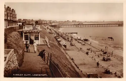 uk48309 kirkley cliff loweroft real photo uk