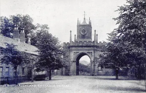 uk48302 Eingang zum Park Bischof Auckland Echtfoto UK