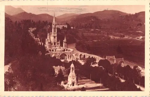 BR72772 la basilique et le monnument interallie chateau fort lourdes france