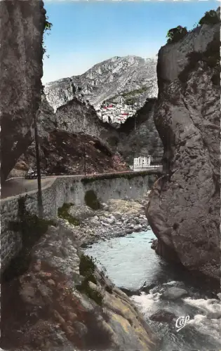 BT14566 Saorge le village vu des gorges de la roya Frankreich