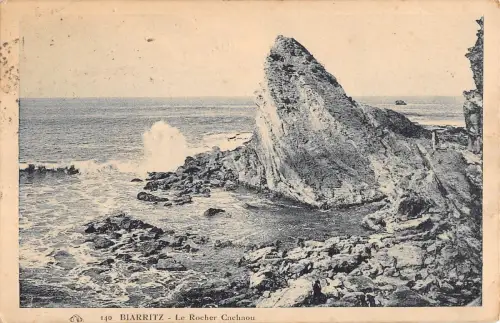 BR72704 biarritz le rocher cachaou france