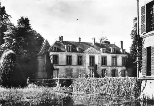 BR20383 Abbaye de chaalis le chateau France