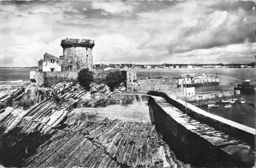 BR51165 Socoa le fort et l entree du port France