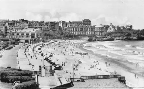 BR17952 Biarritz La grande Plage vers le casino Bellevue france