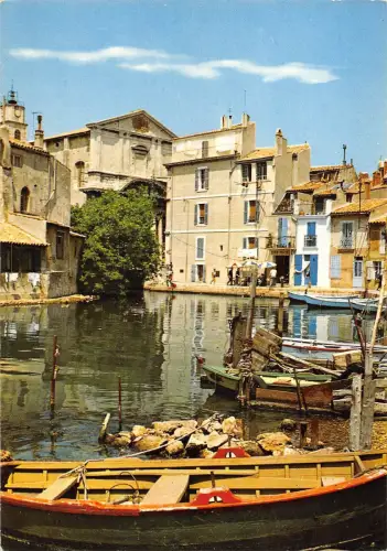 BR47277 Martigues le brescon et l eglise ste madeleine Frankreich