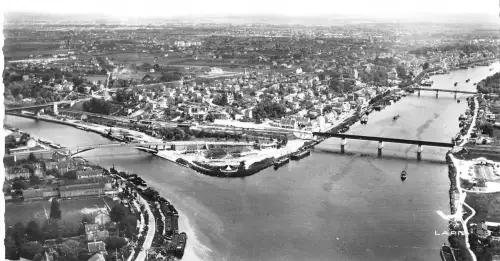 BR57248 Le confluent de la seine et de l oise a confans sainte honorine Frankreich