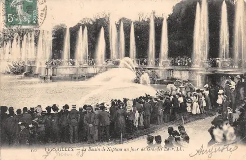 BR72852 versailles le bassin de neptune un jour de grandes eaux france