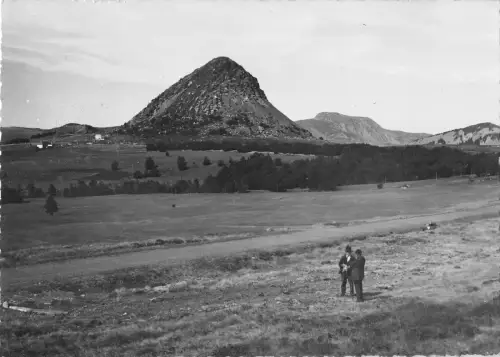 BR53086 Vivarais le mont gerbier des joncs France