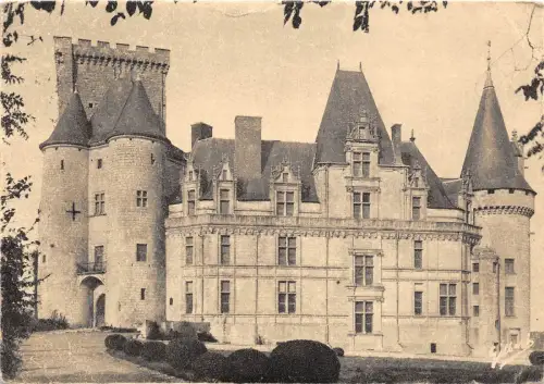 BR29901 La Rochefoucauld le chateau france