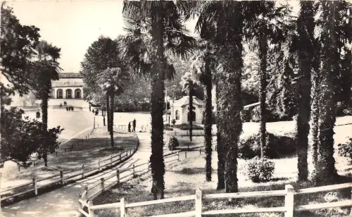 BR39409 La palmeraie et le agre Pau france