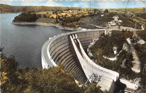 BR5512 Bort les Orgues Le barrage france