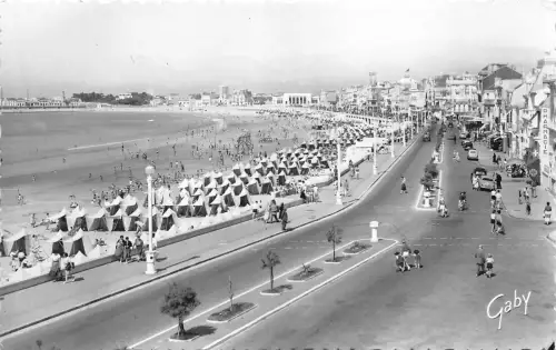 BR11753 Sables Dolonne le remblai Frankreich Echtfoto