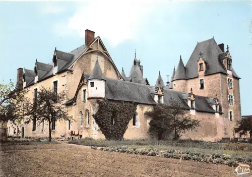 BR27576 Fougeres sur Bievre le chateau france