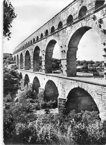 BR50652 Le pont du gard aqueduc romain Frankreich