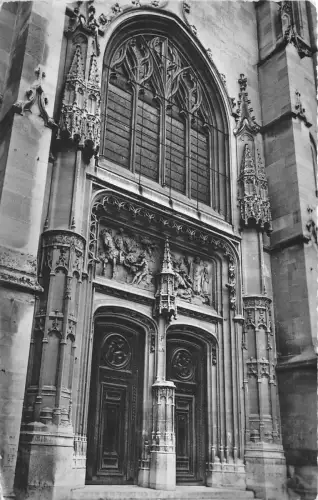 BR8138 Montmorency Le porche de l'Eglise france