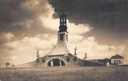 B65117 Monument de paix pres du homeau de Prace sur le champ de bataille czech
