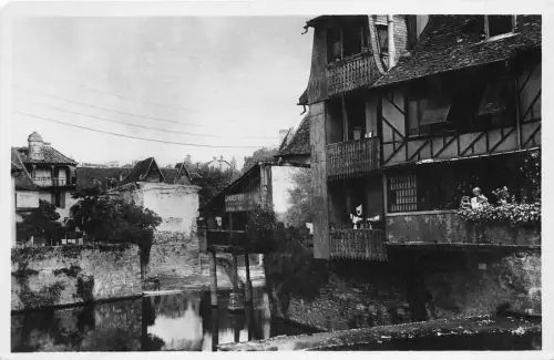 BR38959 Salies de bearn vieilles maisons sur le saleys france