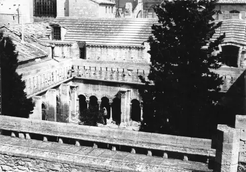 BR6624 Le Cloitre St Trophime Arles Frankreich