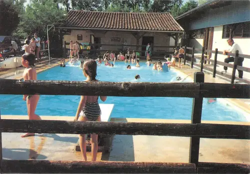 BR53490 Centre sportif de loisirs et d arts martiaux Lembrun le temple France