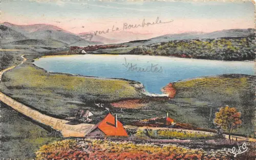 BR42608 L auvergne le lac guery france