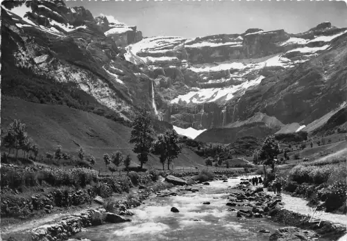 BR20052 Gavarnie le cirque et la Gave Frankreich