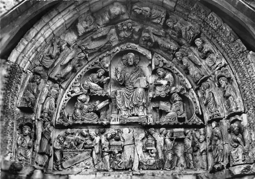 BR19573 Saint Benoit sur loire le tympan du portail nord france