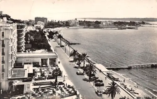 BR8090 Cannes La Croisette le Palm Beach france