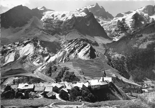 BR18146 La grave en Oisans et le massif de la meije france