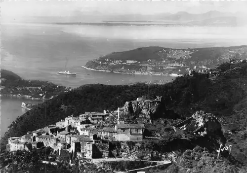 BR38873 Eze le vieux village et la baie de villefranche france