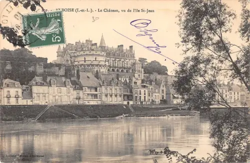 BR71299 amboise le chateau vu de l ile st jean france