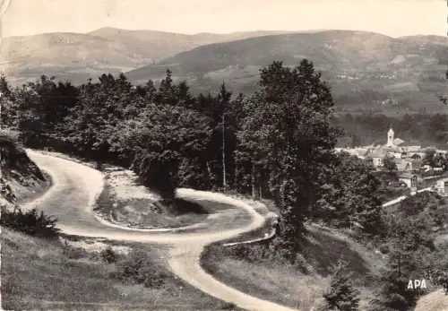 BR47997 La Salvetat sur agout un turnant dans le bois du deves France