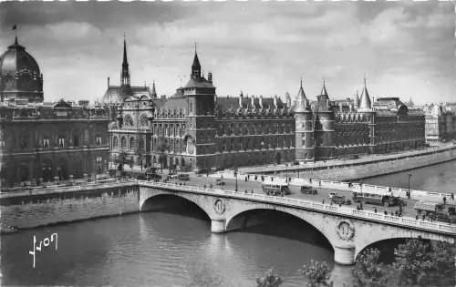 BR20372 Le palais de justice et le pont au change Frankreich