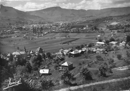 BR19423 St Alban leysee le village de l eglise france