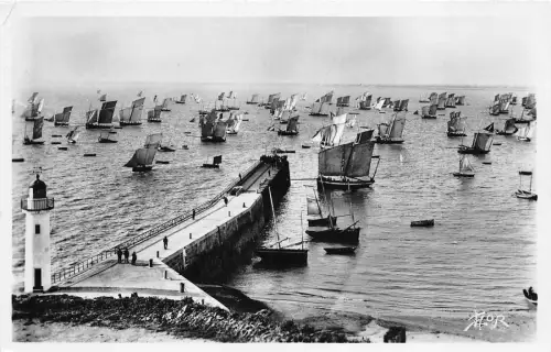 BR11254 cancale le depart de la caravane france