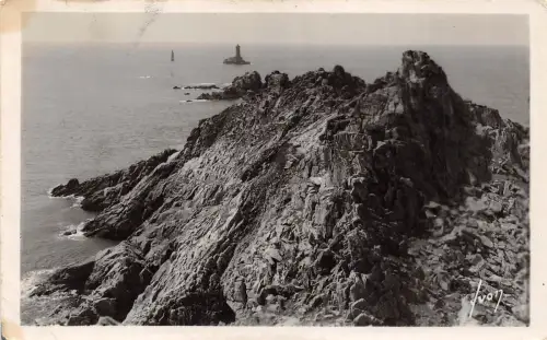 BR10053 Pointe du Raz Eperon et le phare de la Vieille france