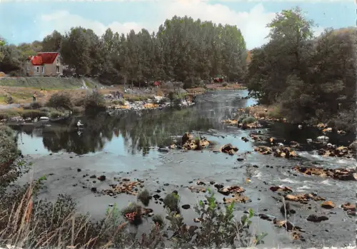 BR49317 La creuse devant le terrain de camping Gargilesse Frankreich