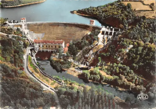 BR49318 Le barrage d eguzon Frankreich