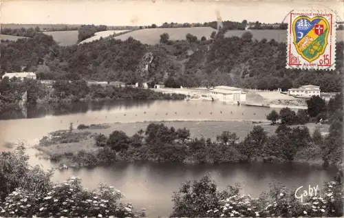 BR48019 Chantinnay le barrage et le lac Frankreich