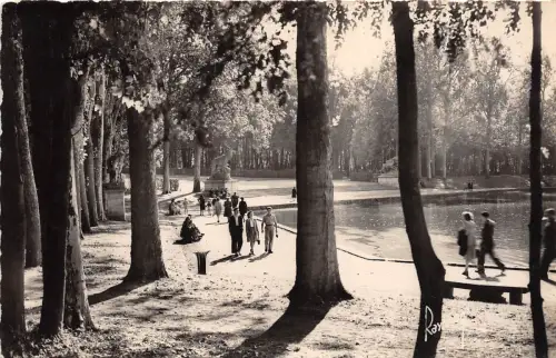 BR38893 le parc de Sceaux Seine promenade le long du lac france