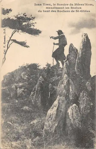 B105181 Ioan Vraz, le Sorcier du Menez Hom Rochers de St-Gildas